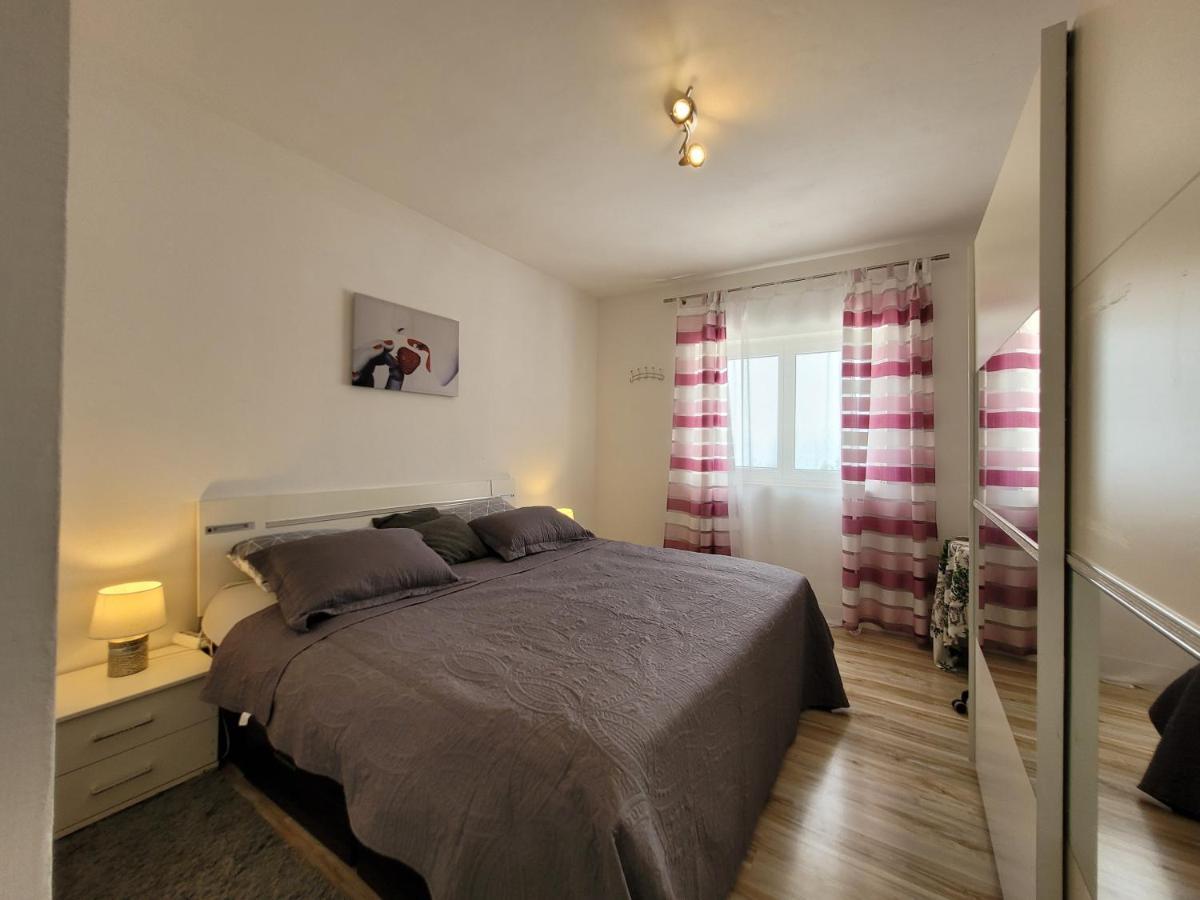 Ferienwohnung Mit Pool Kroatien Mit Meerblick Und Pool 洛夫兰 外观 照片